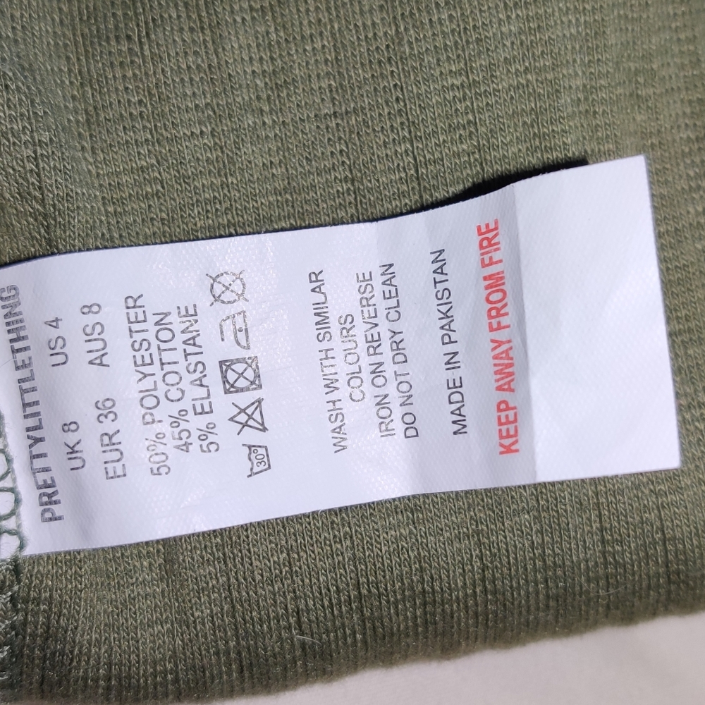 🏷️ 3/$15 SALE  Khaki Green bodysuit - Picture 5 of 9